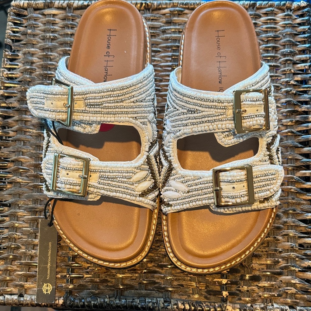 House of Harlow 1960 Beaded White Sandals Women’s‎ Size 6